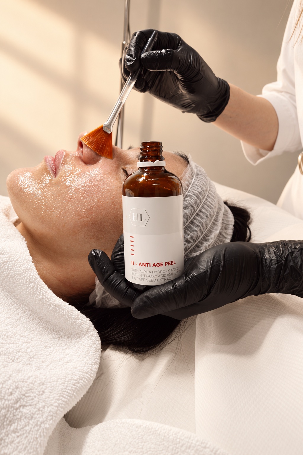 Trattamento viso · applicazione del peeling